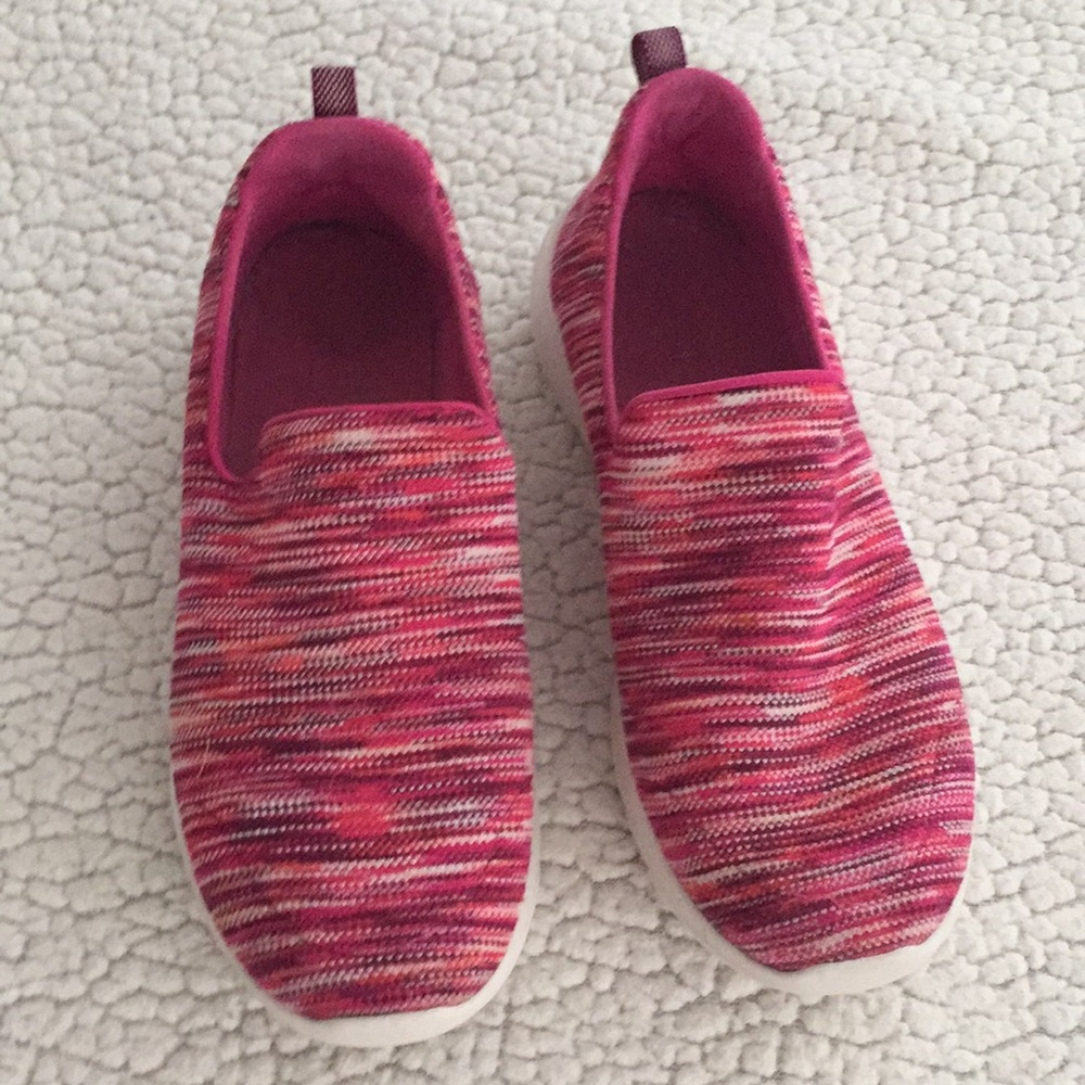 Sketchers Go Walk size 9